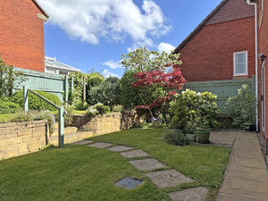 Photo 2- click for photo gallery
